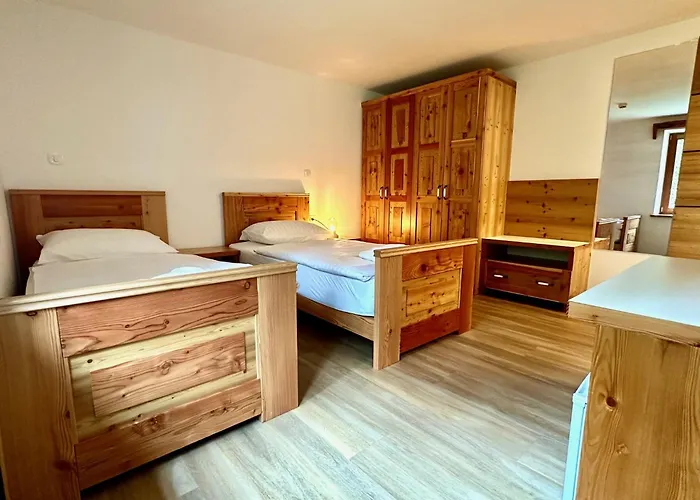 Golcar بيت ريفي زغورنجي